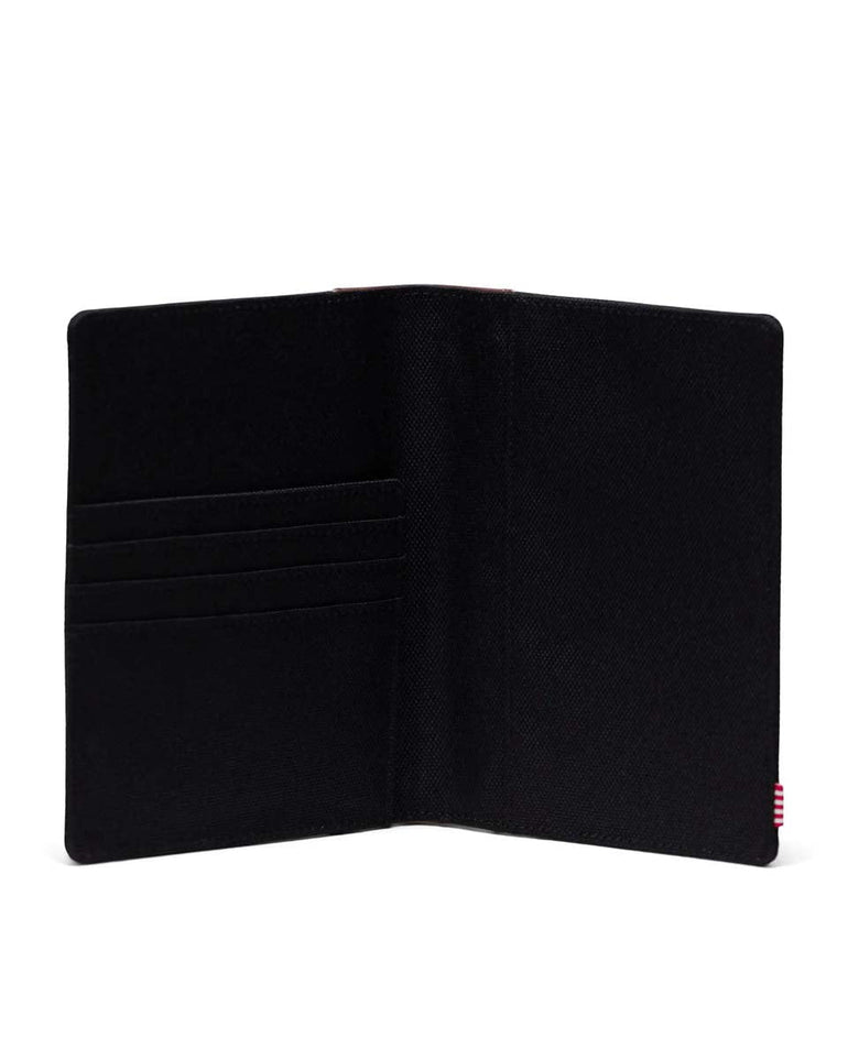 Herschel Passport Case Black/Tan Herschel Raynor Passport Holder - Black/Tan