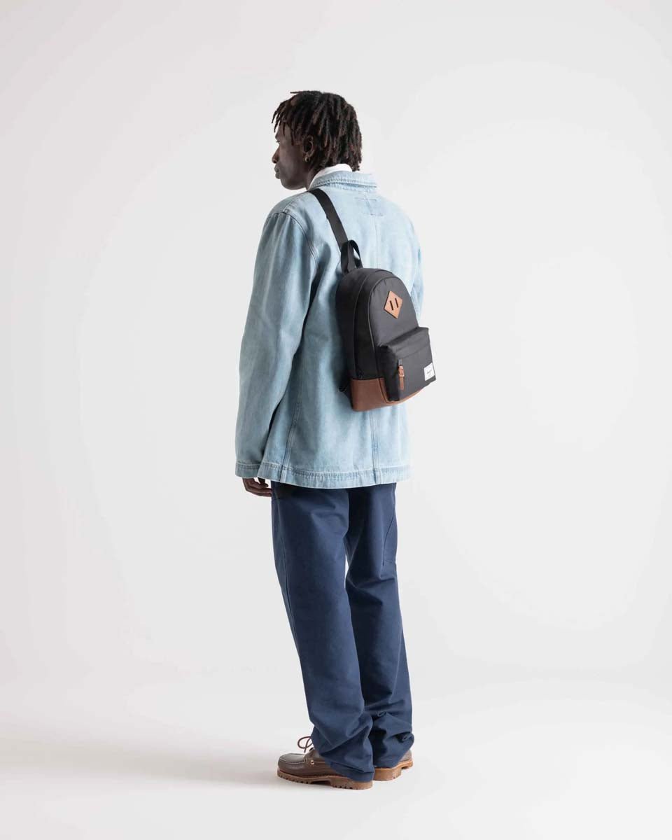 Herschel Sling Bag Navy/Tan Herschel Heritage Shoulder Bag - Navy/Tan