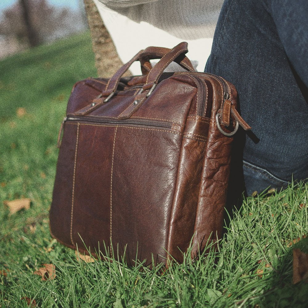 Jack Georges Briefcases Jack Georges Voyager Professional Briefcase