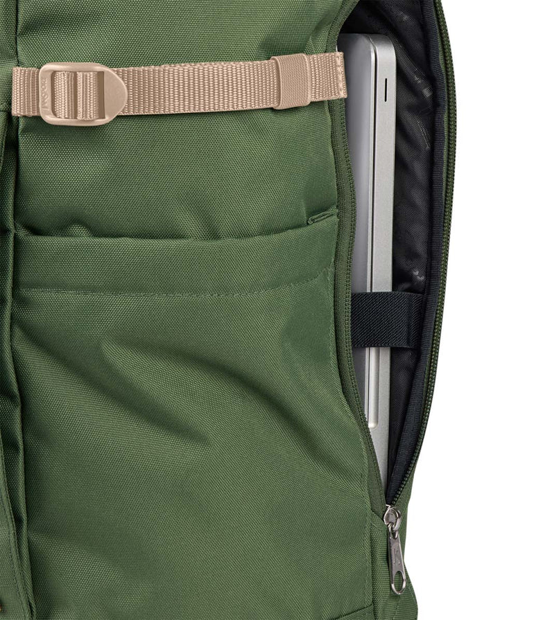 Jansport Backpacks Cargo Green JanSport Hatchet Rolltop - Cargo Green