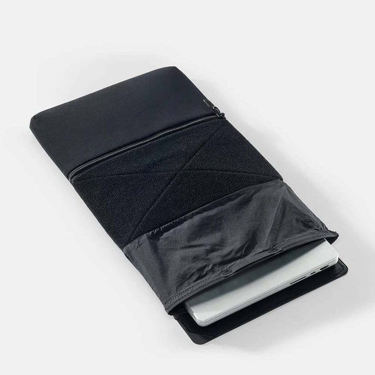 Matador Laptop Case Black Matador Laptop Base Layer