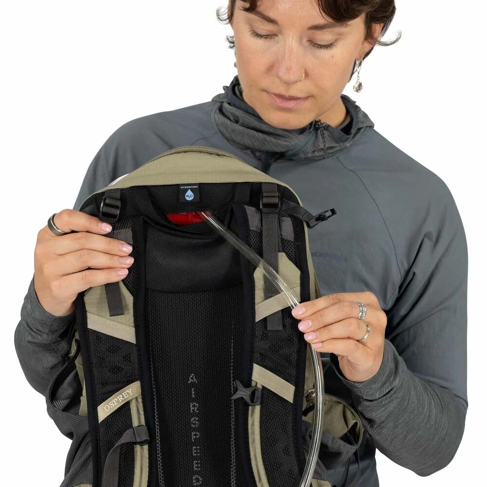 Osprey Backpacks Osprey Hikelite 18 Hiking Backpack