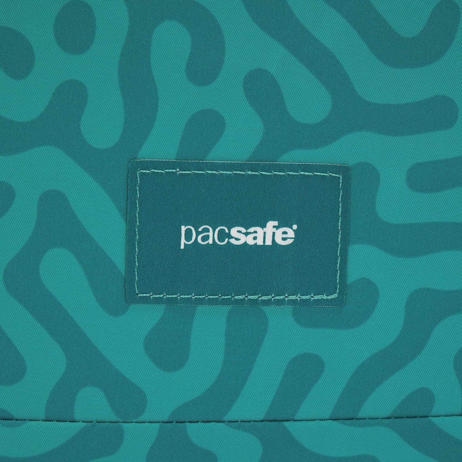 Pacsafe Backpacks Pacsafe GO Anti-Theft Totepack