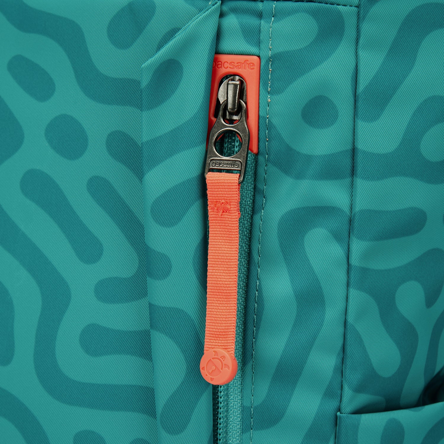 Pacsafe Backpacks Pacsafe GO Anti-Theft Totepack