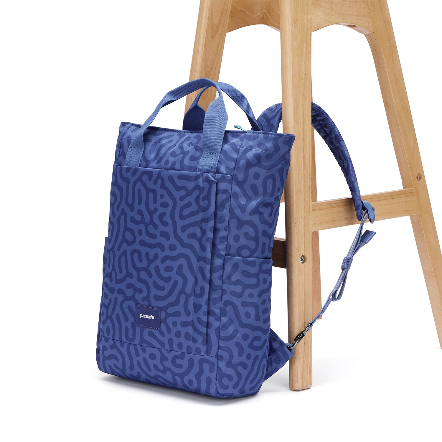 Pacsafe Backpacks Pacsafe GO Anti-Theft Totepack