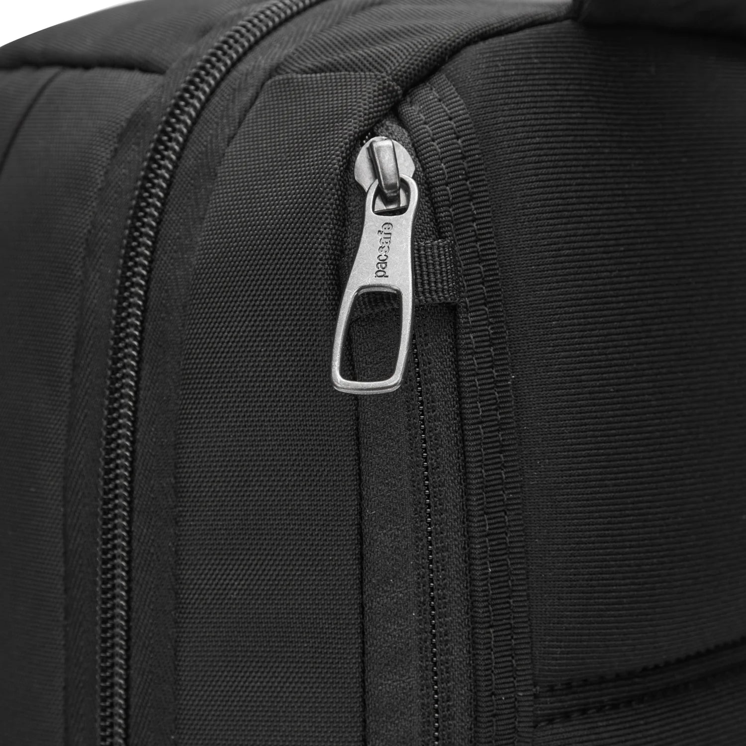 Pacsafe Backpacks Pacsafe Metrosafe X Anti-Theft 16-Inch Commuter Backpack