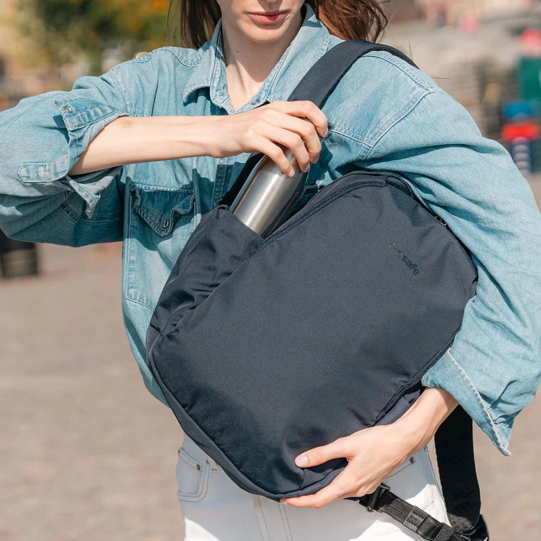 Pacsafe Backpacks Pacsafe V 16L Anti-Theft All-Around Backpack