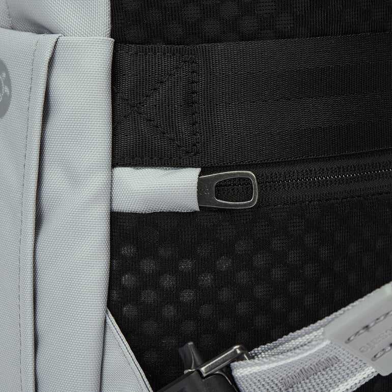 Pacsafe Backpacks Pacsafe V 16L Anti-Theft All-Around Backpack