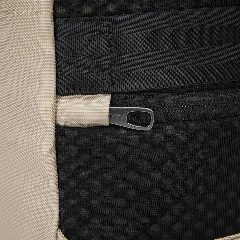 Pacsafe Backpacks Pacsafe V 20L City Anti-Theft Backpack