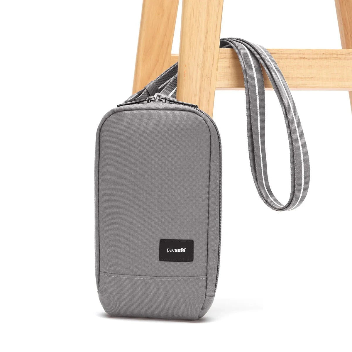 Pacsafe Cross-Body Bag Pacsafe RFIDsafe™ RFID Blocking Tech Crossbody