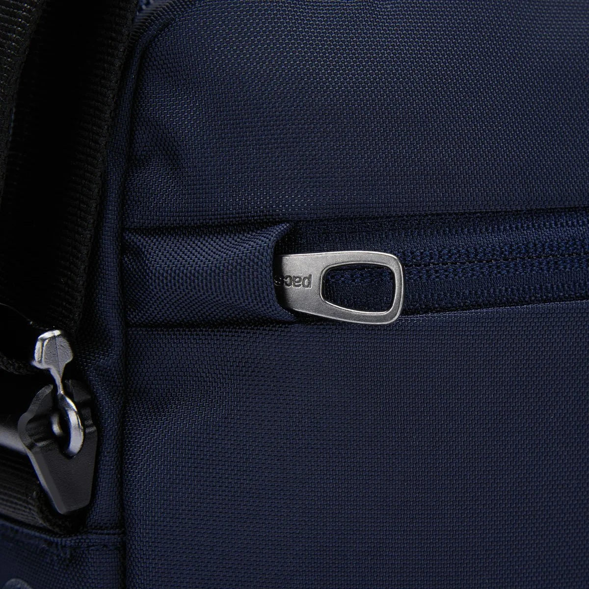 Pacsafe Cross-Body Bag Pacsafe V Anti-Theft Tour Crossbody