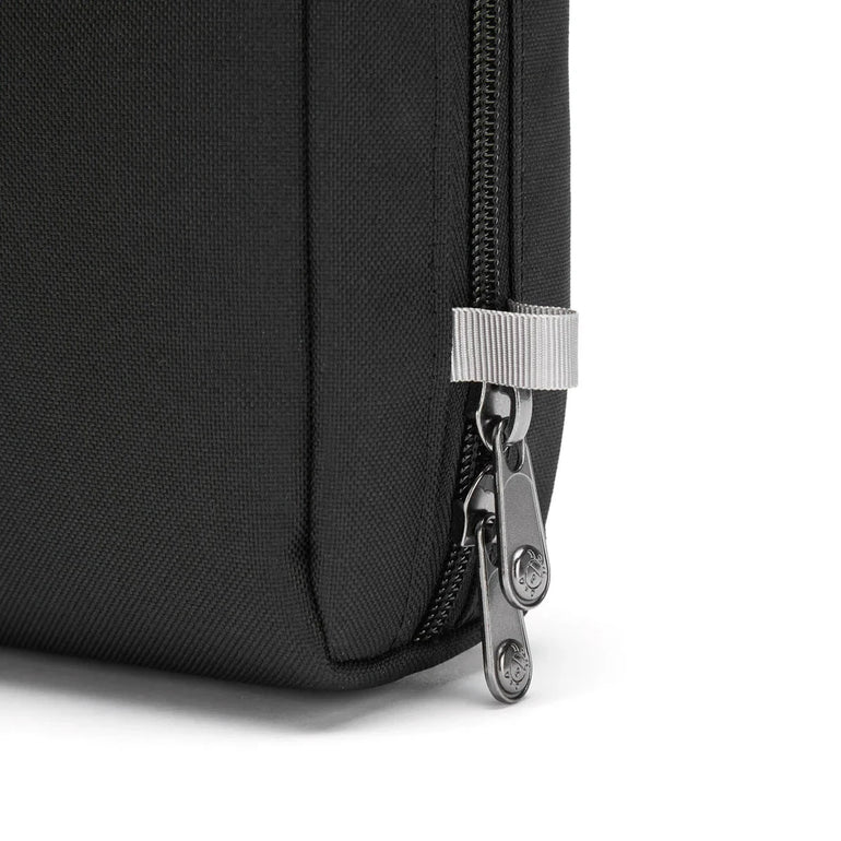 Pacsafe Travel Accessories Pacsafe RFIDsafe™ RFID Blocking Gear Pouch