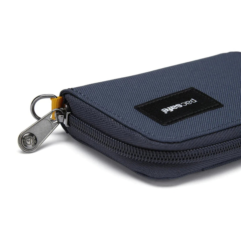 Pacsafe Wallets Pacsafe RFIDsafe™ RFID Blocking Card Wallet
