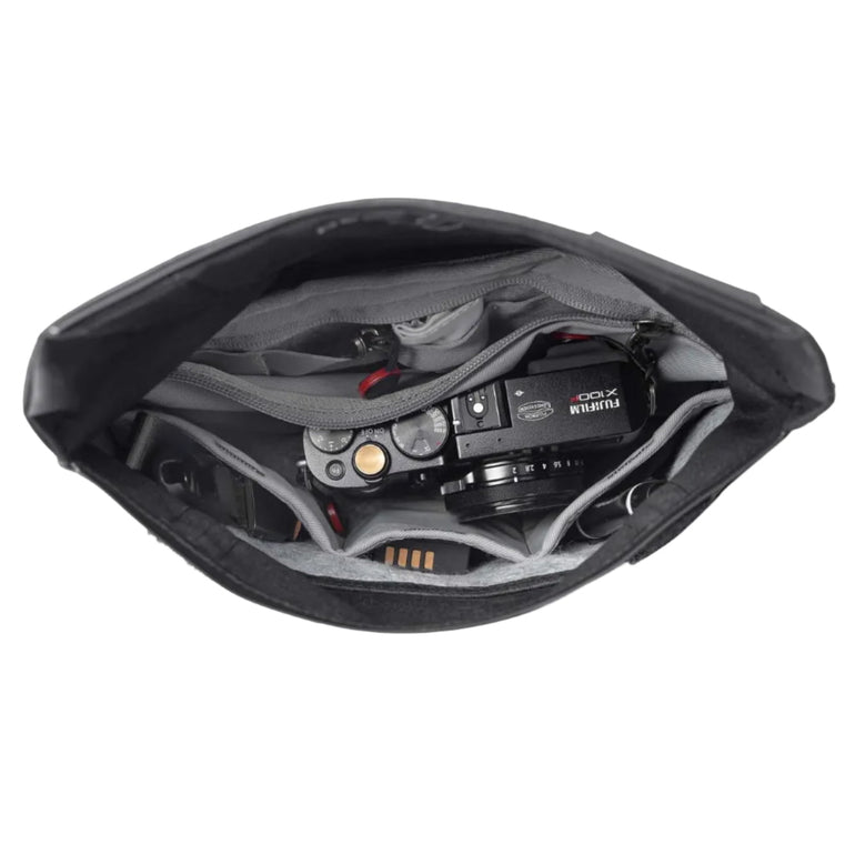 Peak Design Cross-Body Bag Peak Design Field Pouch V2