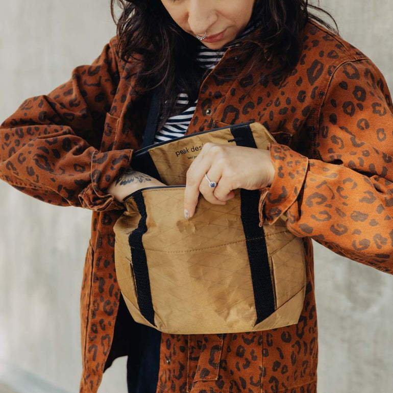 Peak Design Cross-Body Bag Peak Design Field Pouch V2
