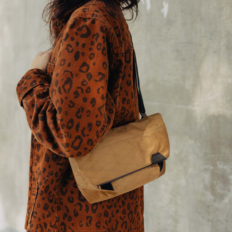 Peak Design Cross-Body Bag Peak Design Field Pouch V2