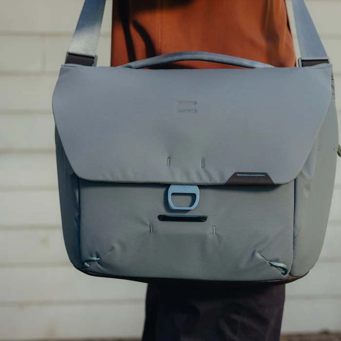 Peak Design Messenger Bags Peak Design Everyday Messenger 13L
