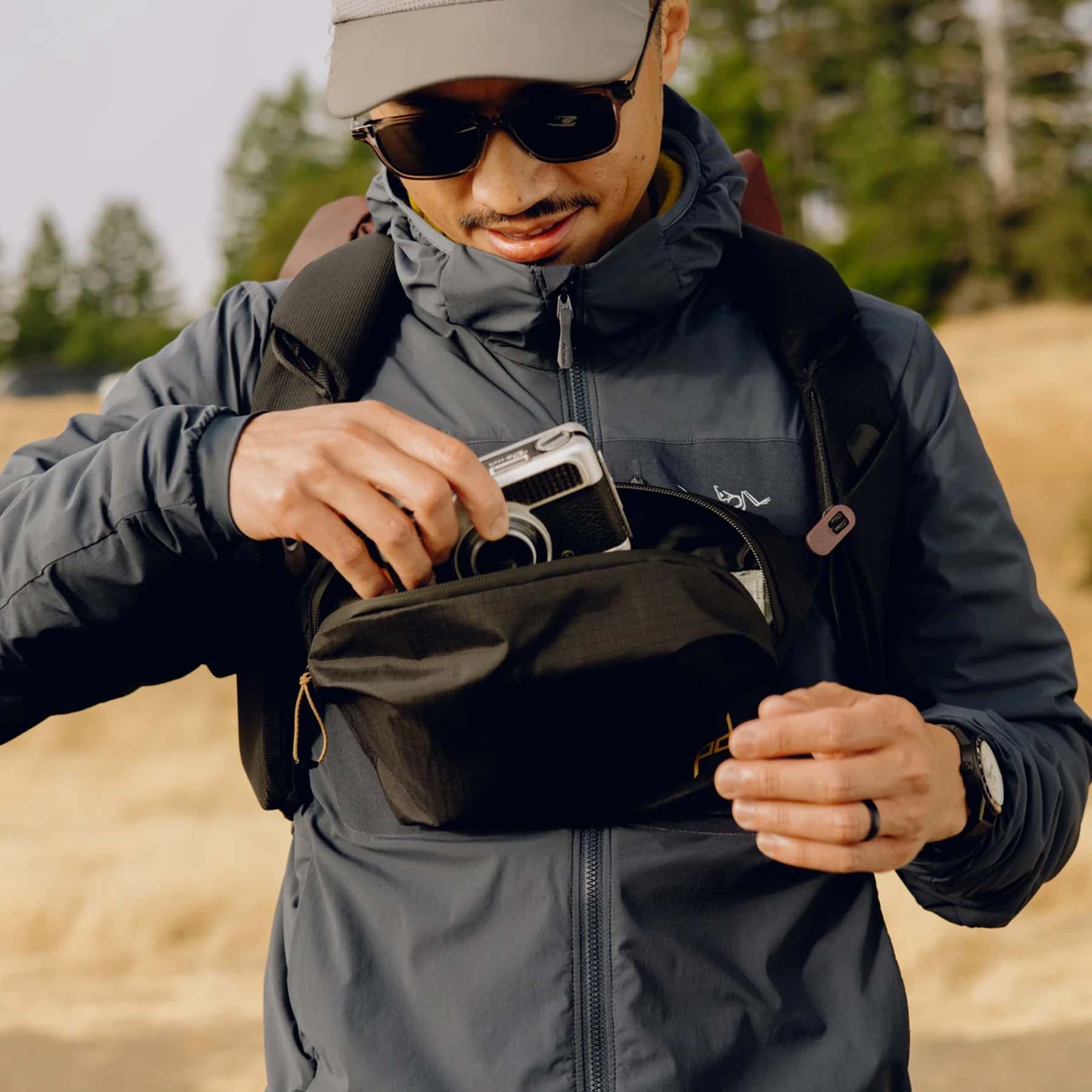 Peak Design Sling Bag Peak Design Outdoor Sling 2L
