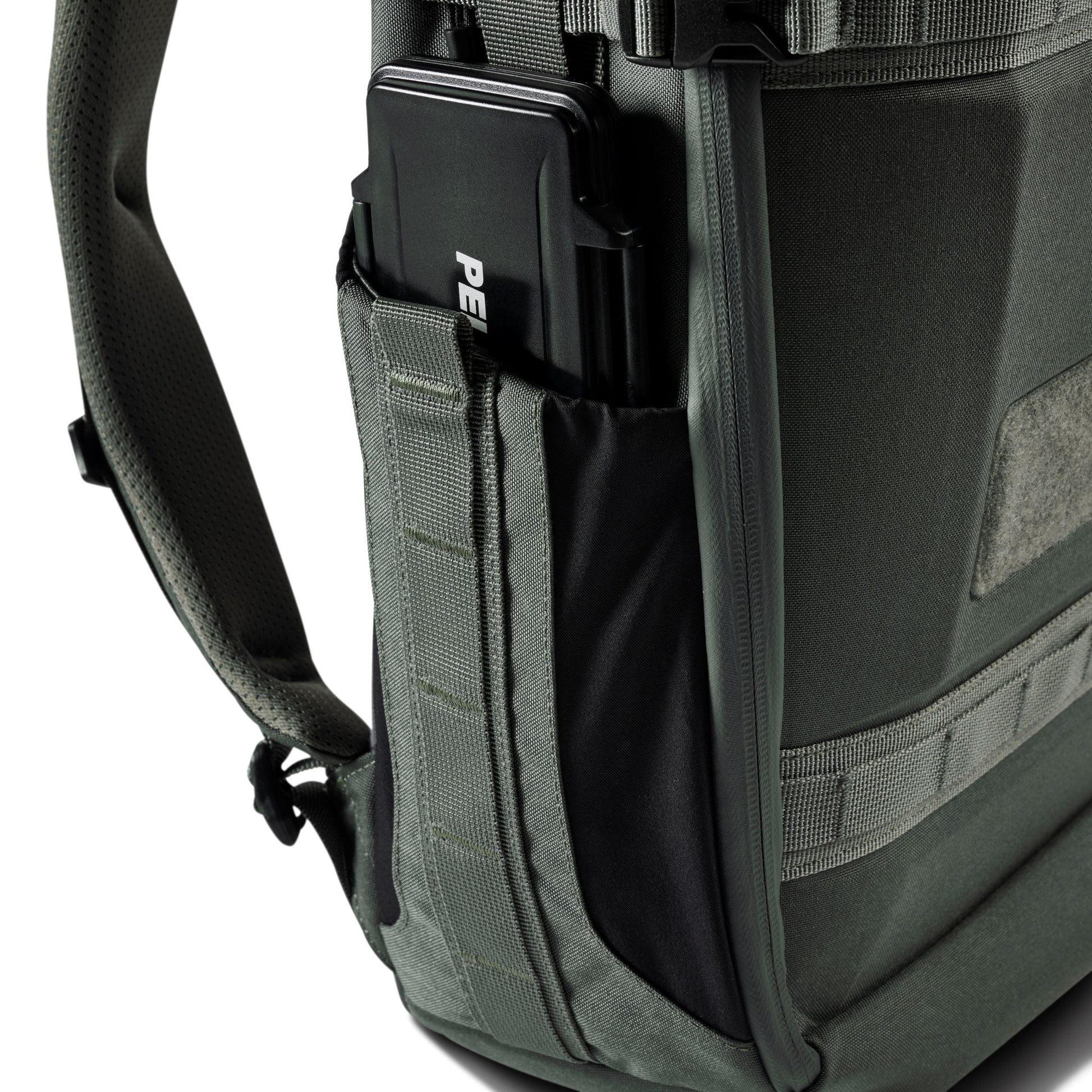 Pelican Backpacks Pelican TRVL Aegis 18L Backpack