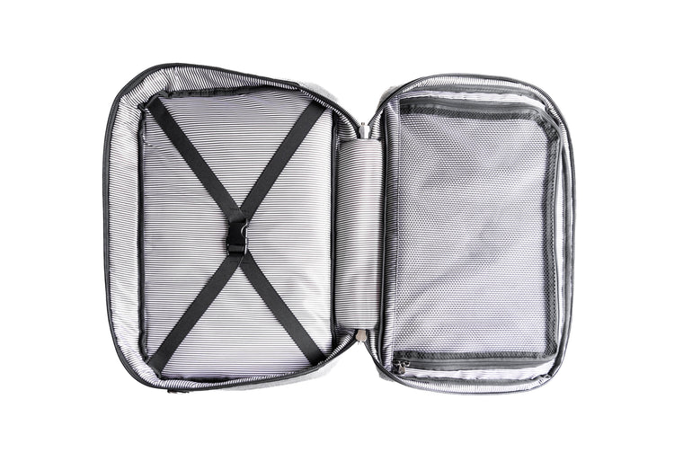 PKG Backpacks Black PKG Trenton 31L Messenger Backpack