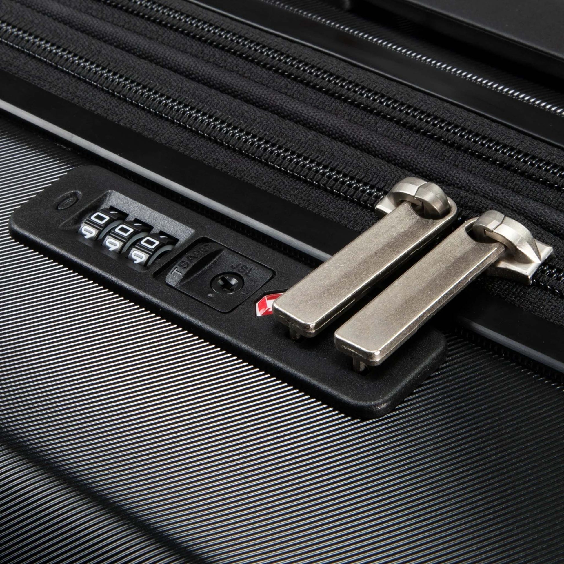 Ricardo Beverly Hills Luggage Ricardo Beverly Hills Melrose Hardside 26" Medium Upright Luggage