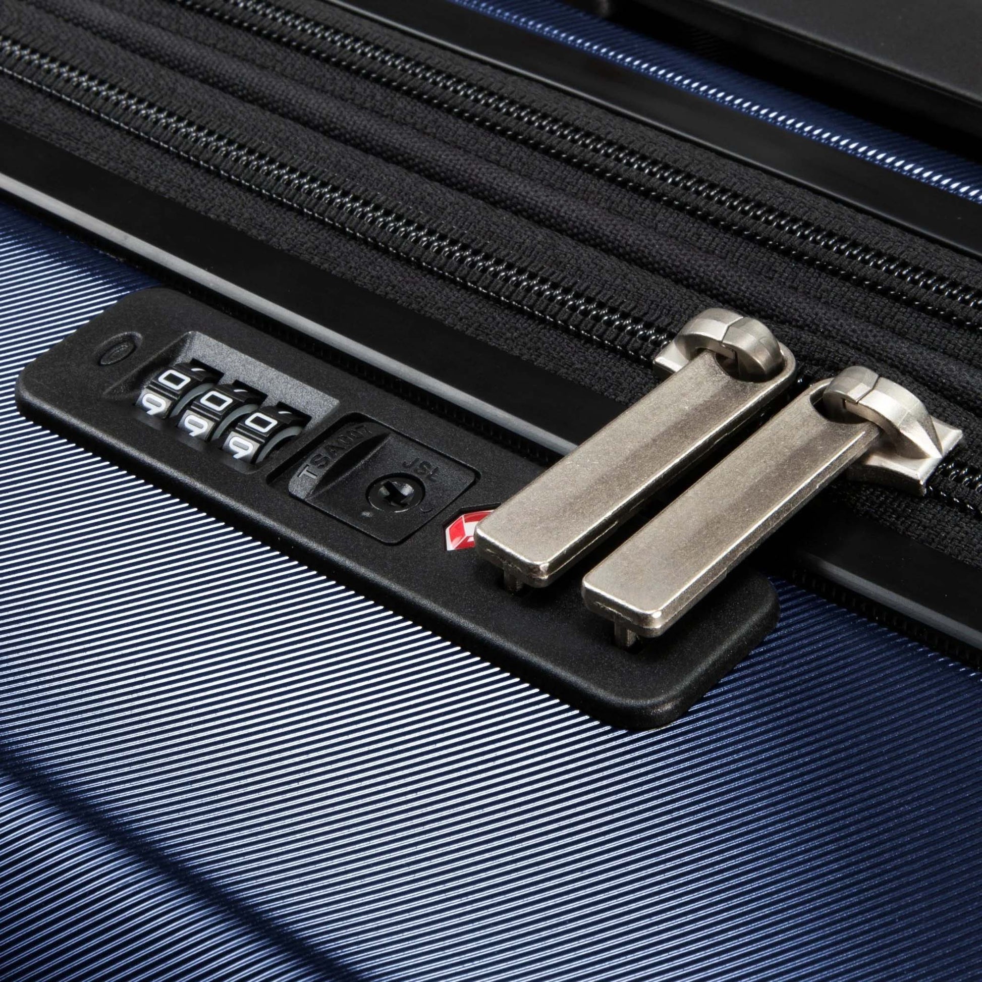 Ricardo Beverly Hills Luggage Ricardo Beverly Hills Melrose Hardside 26" Medium Upright Luggage