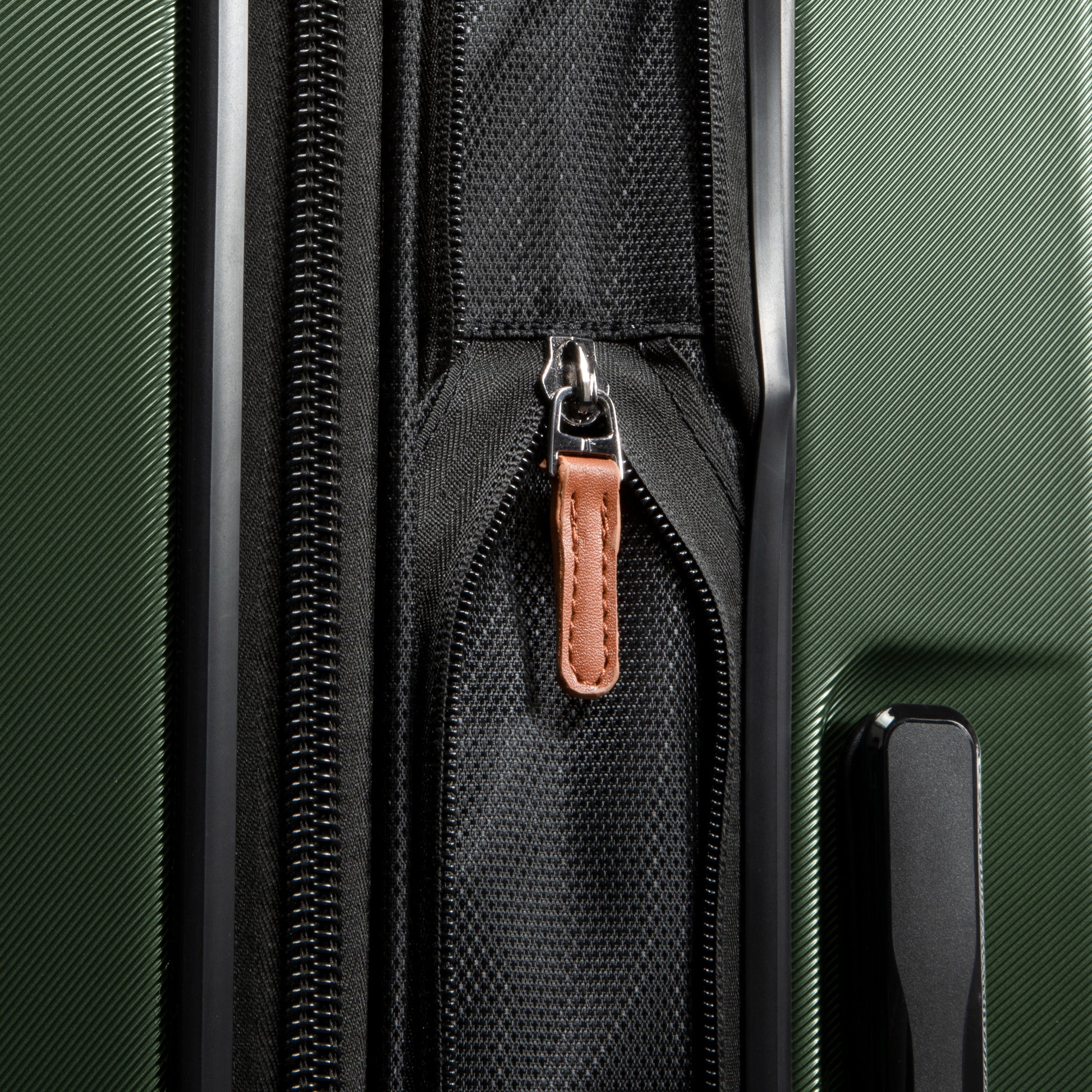 Ricardo Beverly Hills Luggage Ricardo Beverly Hills Montecito 2.0 Hardside Carry-On Expandable Spinner Luggage