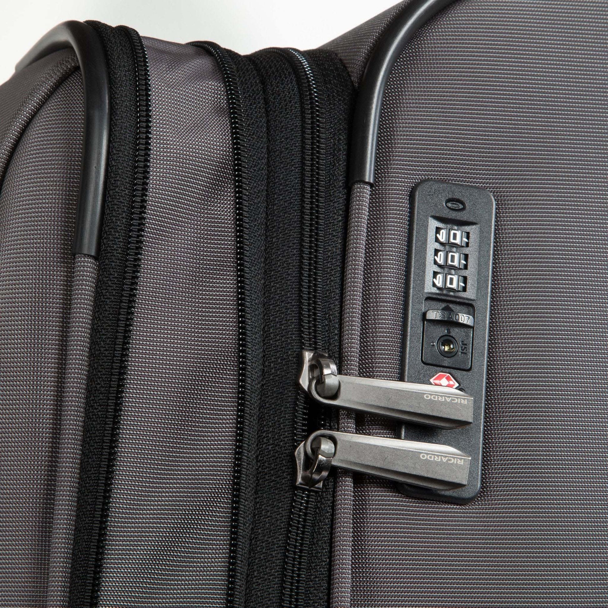 Ricardo Beverly Hills Luggage Ricardo Beverly Hills Montecito 3.0 Softside 29.75" Large Luggage
