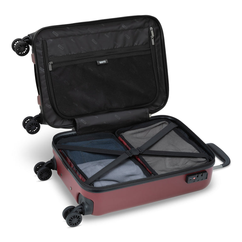 Roots Luggage Roots Chalet Spinner Carry-On Luggage