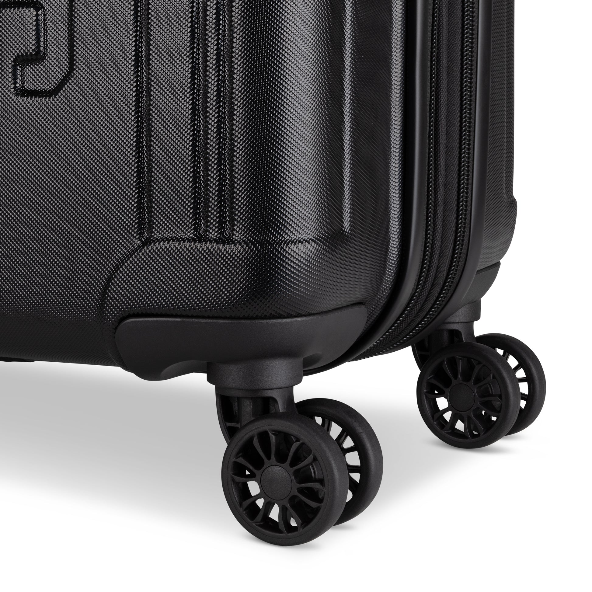 Roots Luggage Roots Identity Expandable Spinner Medium Luggage