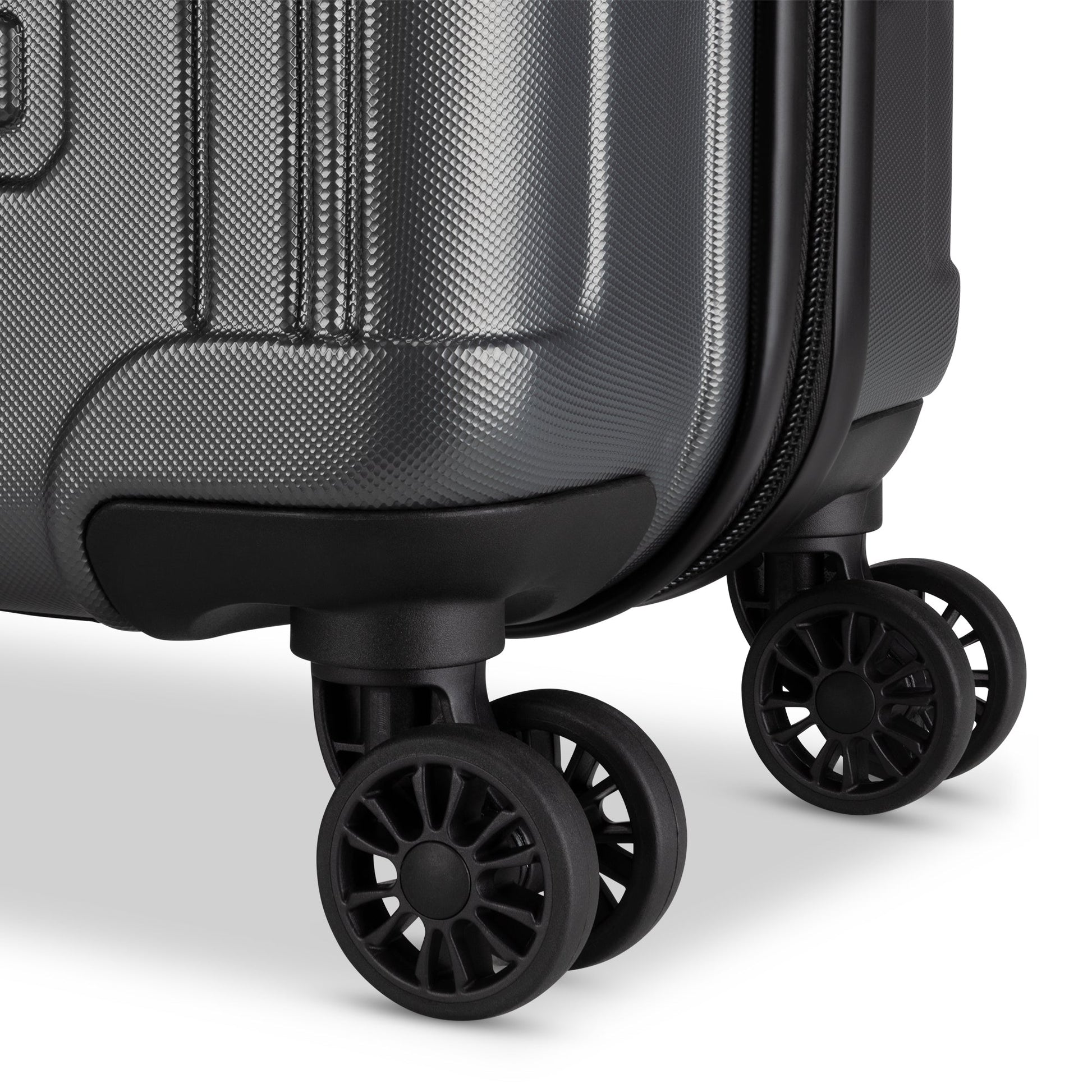 Roots Luggage Roots Identity Spinner 20" Carry-On Luggage
