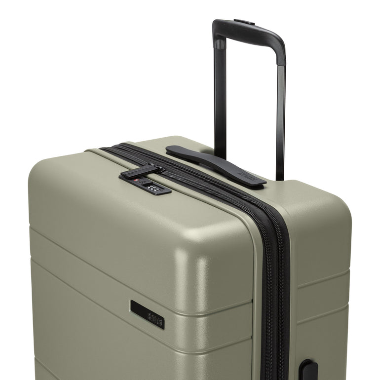 Roots Luggage Roots Travel Expandable Spinner 28" Large Luggage