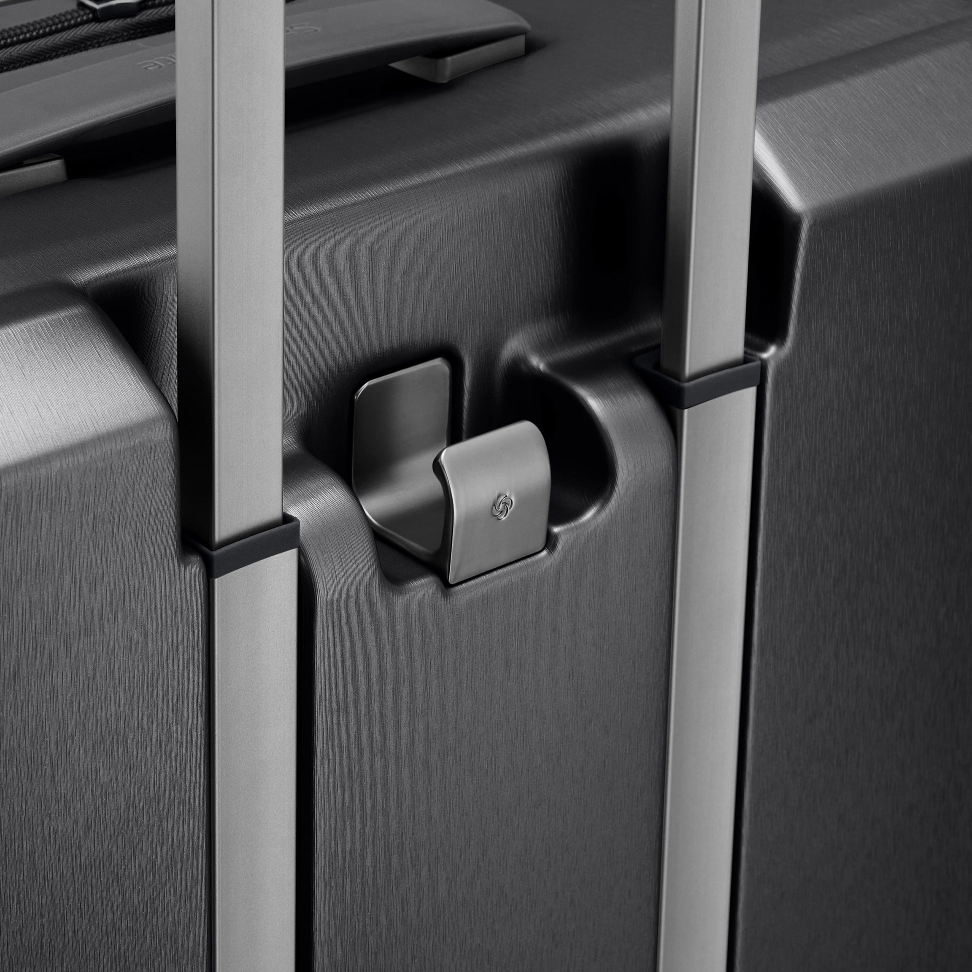 Samsonite Luggage Samsonite Evoa Z Expandable Spinner Large 30" Luggage