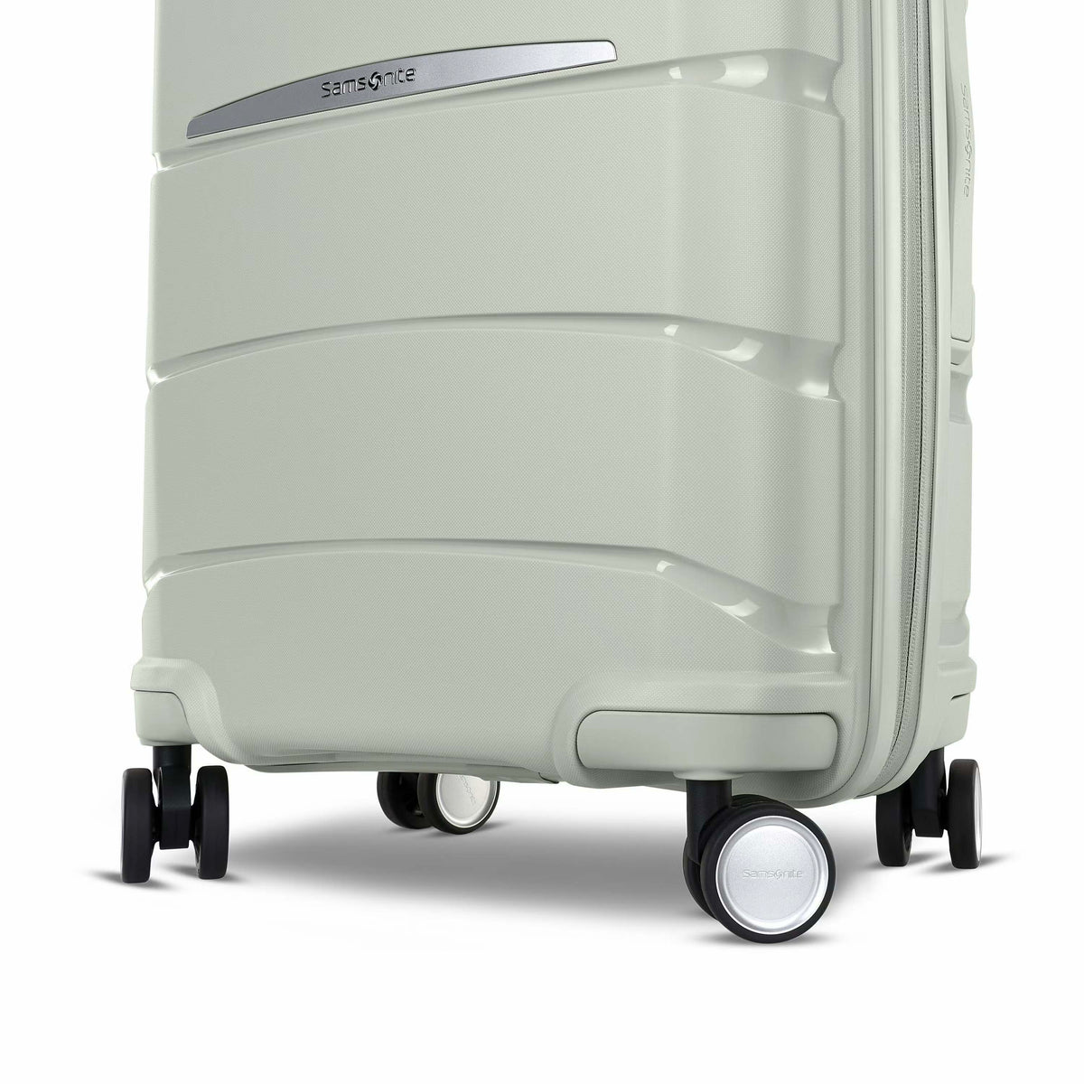 Samsonite Luggage Samsonite Outline Pro Carry-On Spinner Luggage