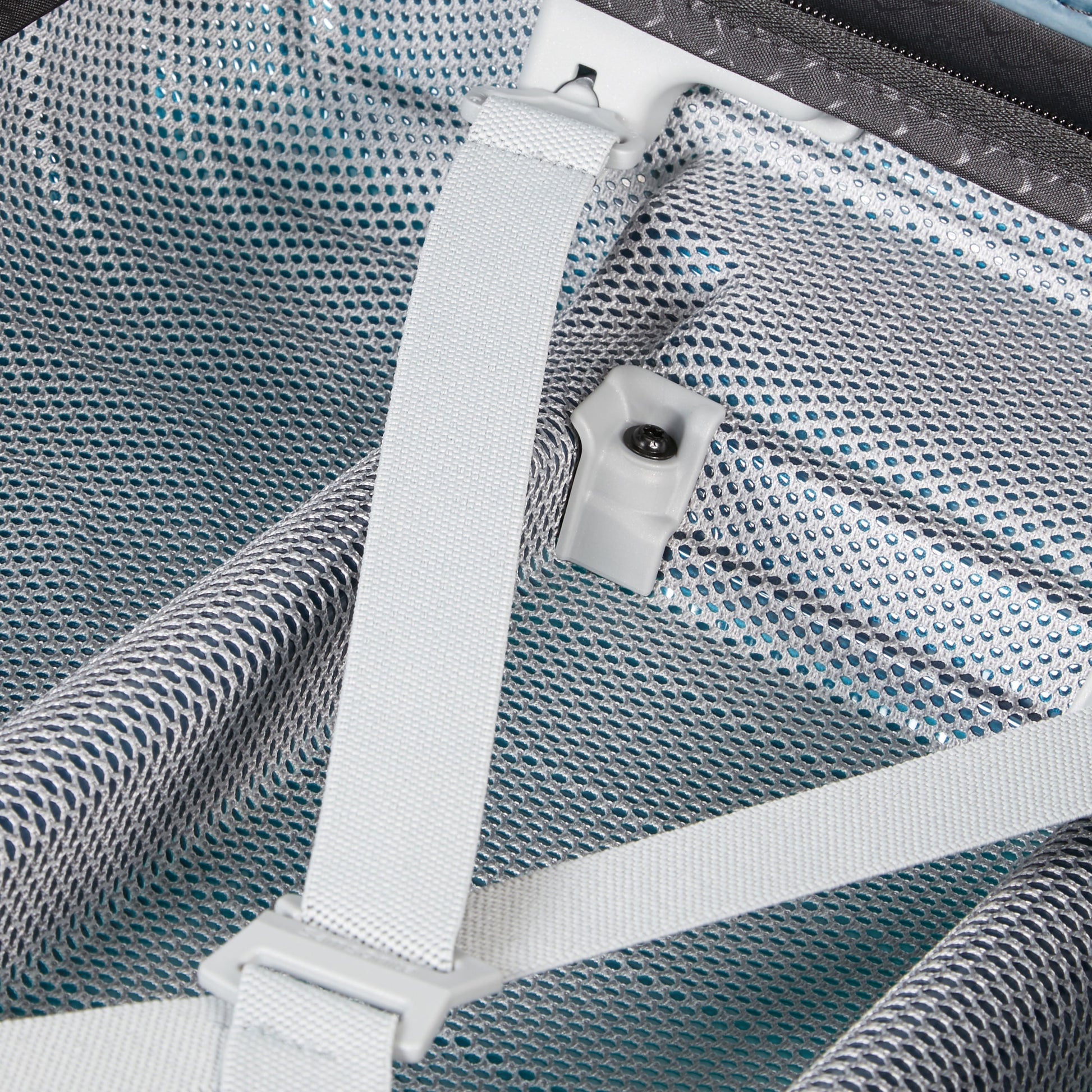 Samsonite Luggage Samsonite Proxis Expandable Spinner Carry-On Luggage
