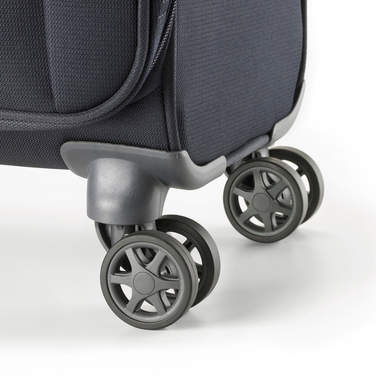 Samsonite Luggage Samsonite Rhapsody Superlite Spinner 2-Piece Luggage Set (Carry-On & Medium)