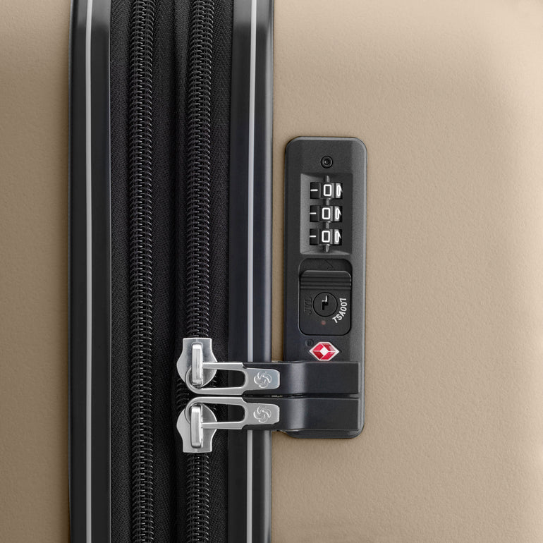 Samsonite Luggage Samsonite Sirocco Collection Spinner Medium Expandable Luggage