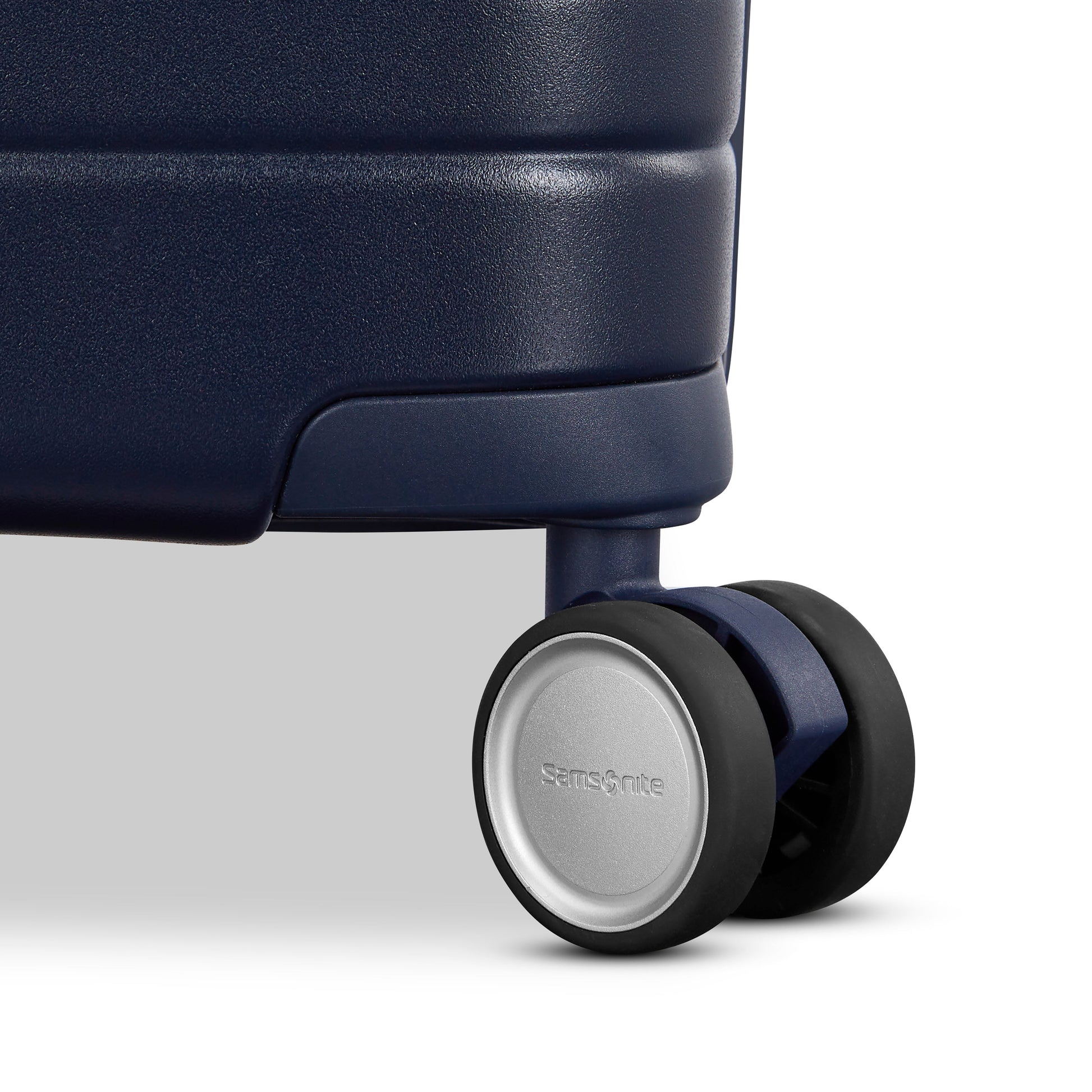 Samsonite Luggage Samsonite Virtuosa Spinner Carry-On Luggage