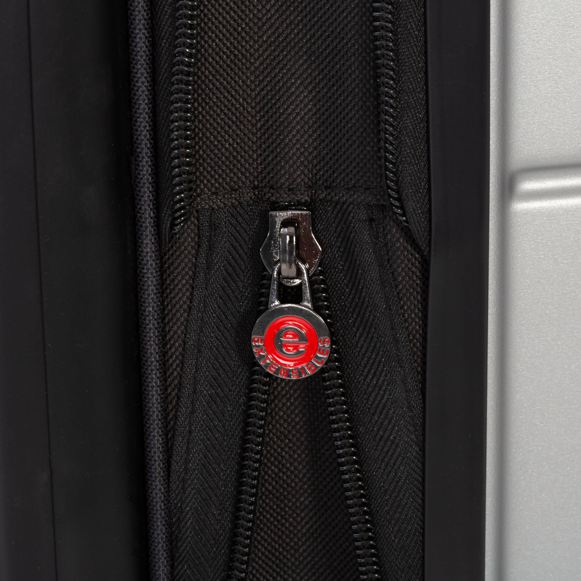 SKROSS Luggage Skross Studio K 20” Hardside Carry-On Luggage with 3 Packing Cubes