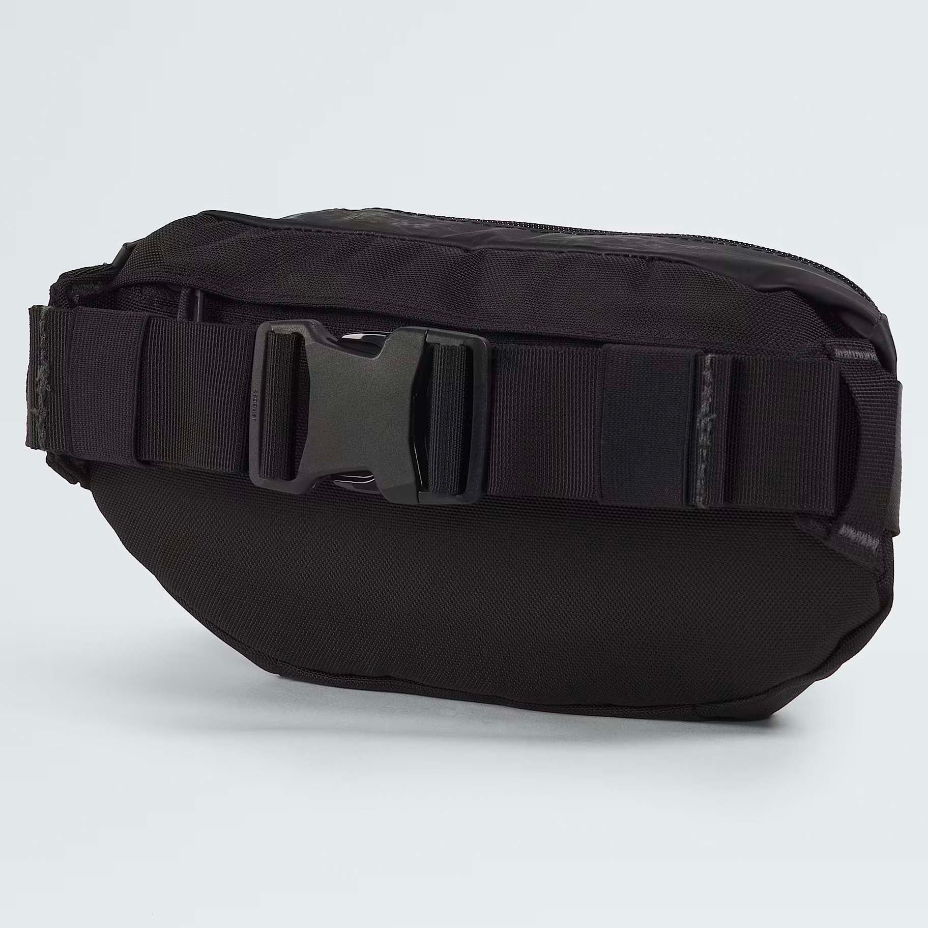 The North Face Waist Pouches The North Face Base Camp Voyager Lumbar