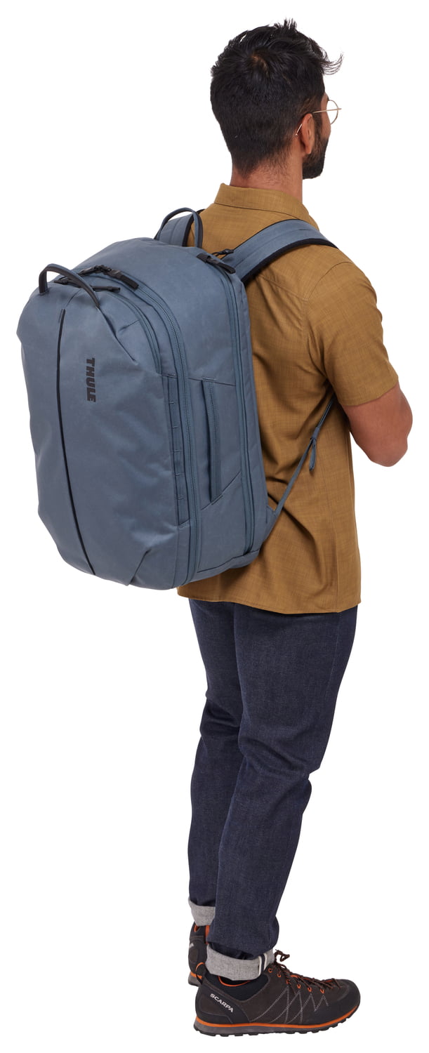 Thule Backpacks Dark Slate Thule Aion 40L Travel Backpack - Dark Slate
