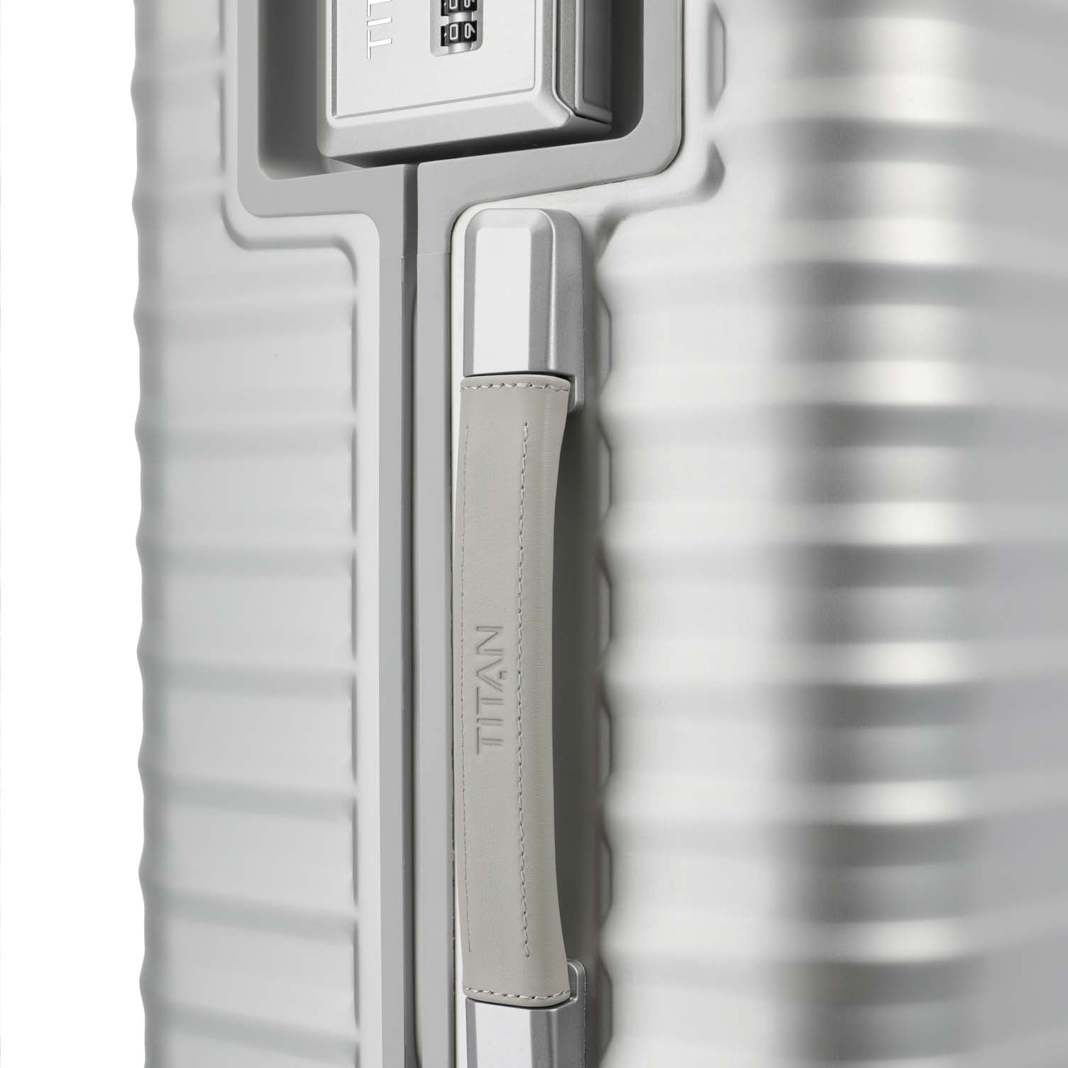 Titan Luggage Silver Titan ETERNITY Trolley L Large Luggage