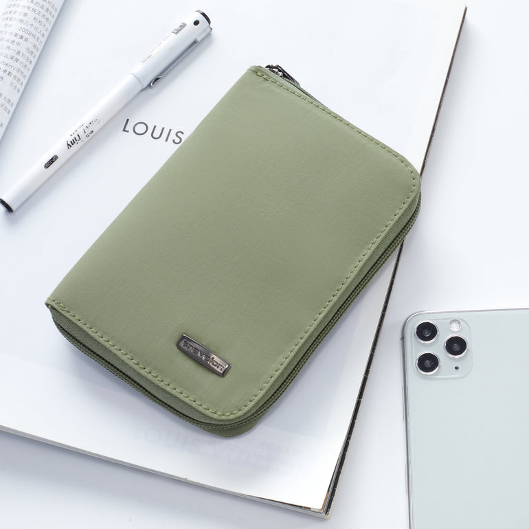 Travelon Wallets Travelon RFID Blocking Passport Zip Wallet