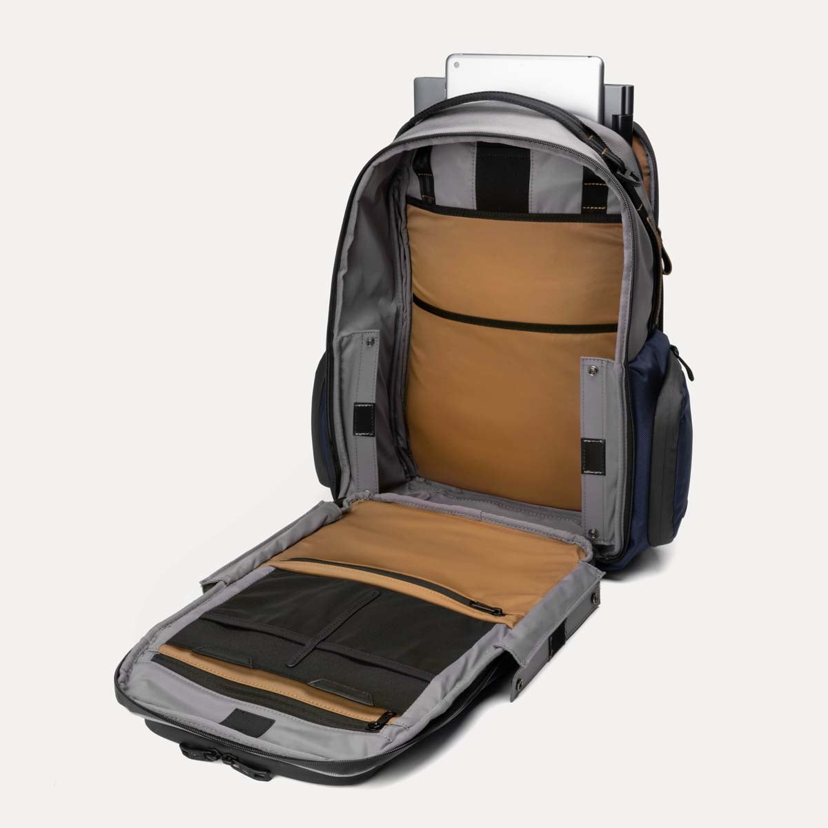 Travelpro Backpacks Travelpro Altitude Large Expandable Laptop Backpack 30-36L