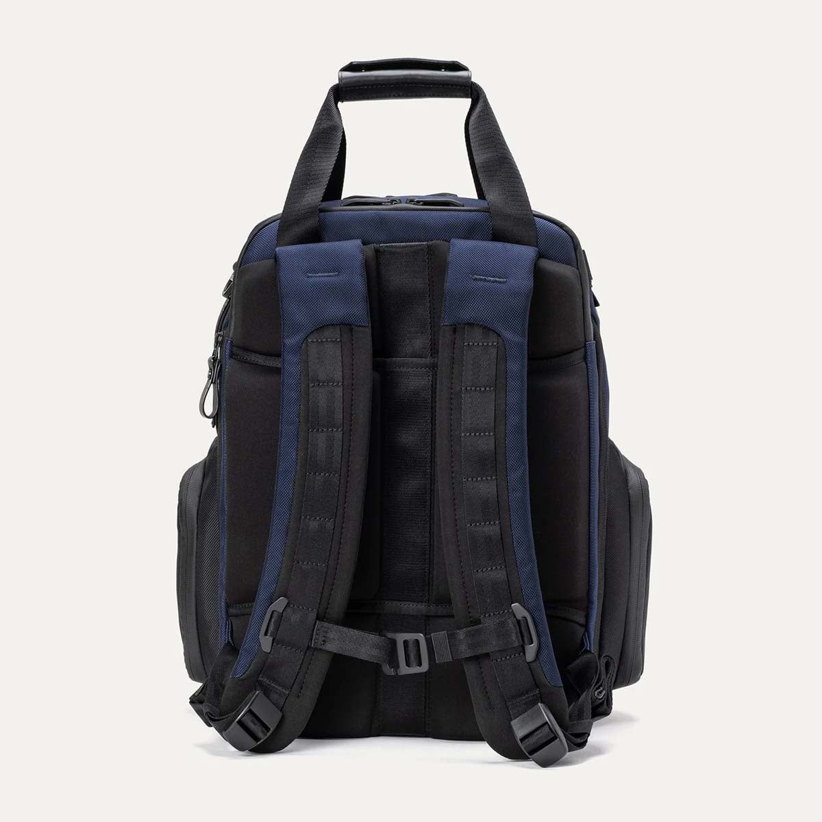 Travelpro Backpacks Travelpro Altitude Medium Expandable Laptop Backpack 25-30L