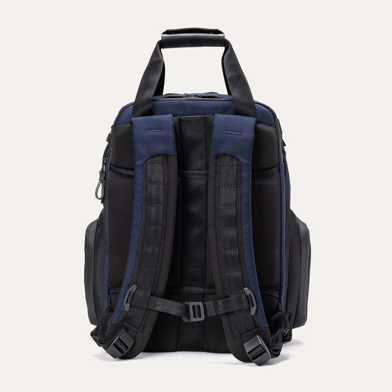 Travelpro Backpacks Travelpro Altitude Medium Expandable Laptop Backpack 25-30L