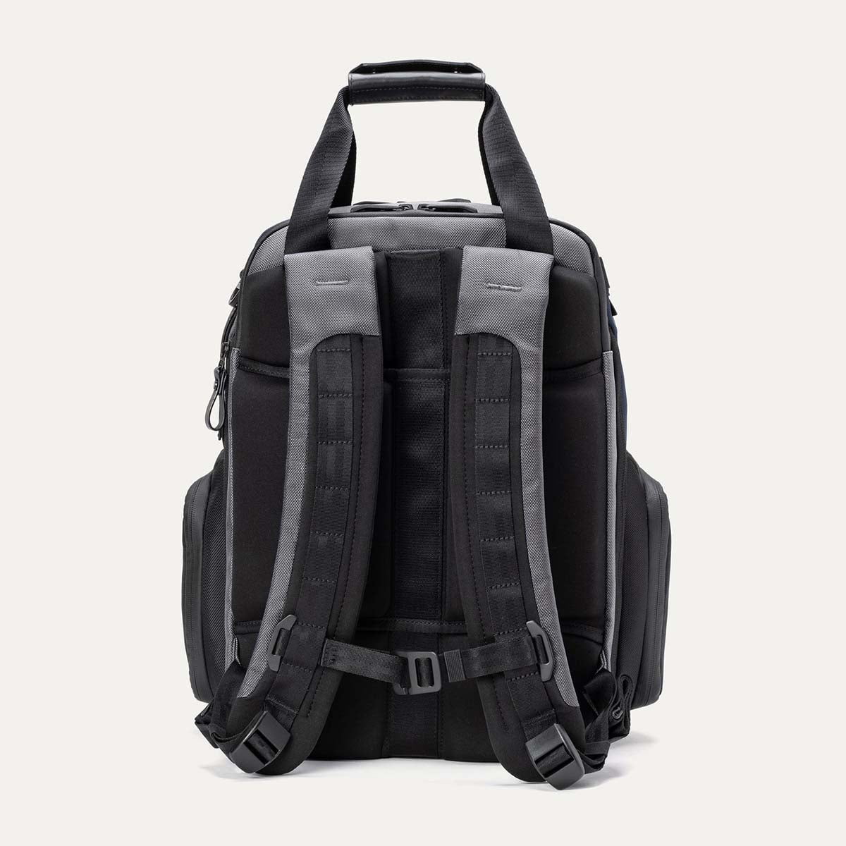 Travelpro Backpacks Travelpro Altitude Medium Expandable Laptop Backpack 25-30L