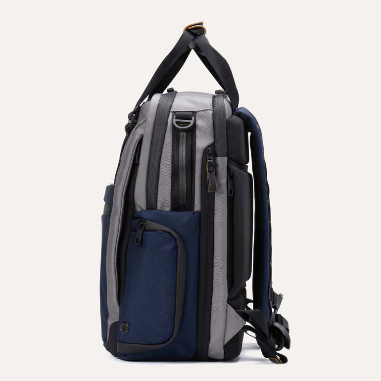 Travelpro Backpacks Travelpro Altitude Medium Expandable Laptop Backpack 25-30L