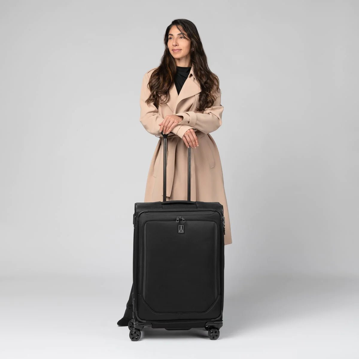 Travelpro Luggage Travelpro Crew Classic Medium Check-in Expandable Spinner Luggage