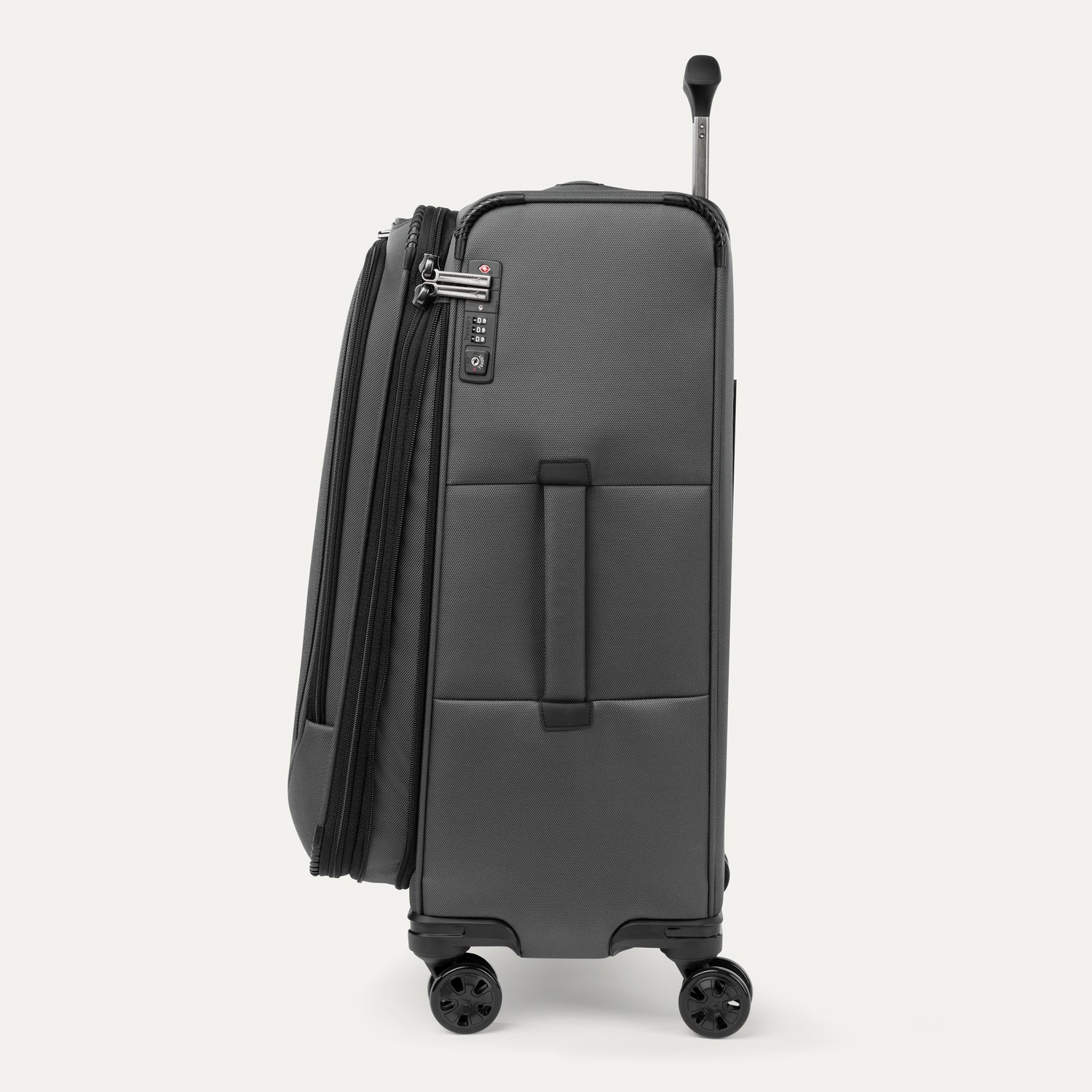 Travelpro Luggage Travelpro Crew Classic Medium Check-in Expandable Spinner Luggage